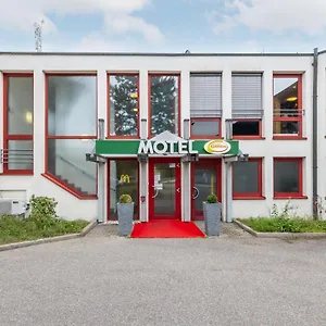 https://autobahnrasthaus-und-motel-baden-baden-hotel.hotelsheidelberg.net