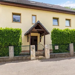 Cosy In With Balcony And Swimming Pool Apartment Dresden